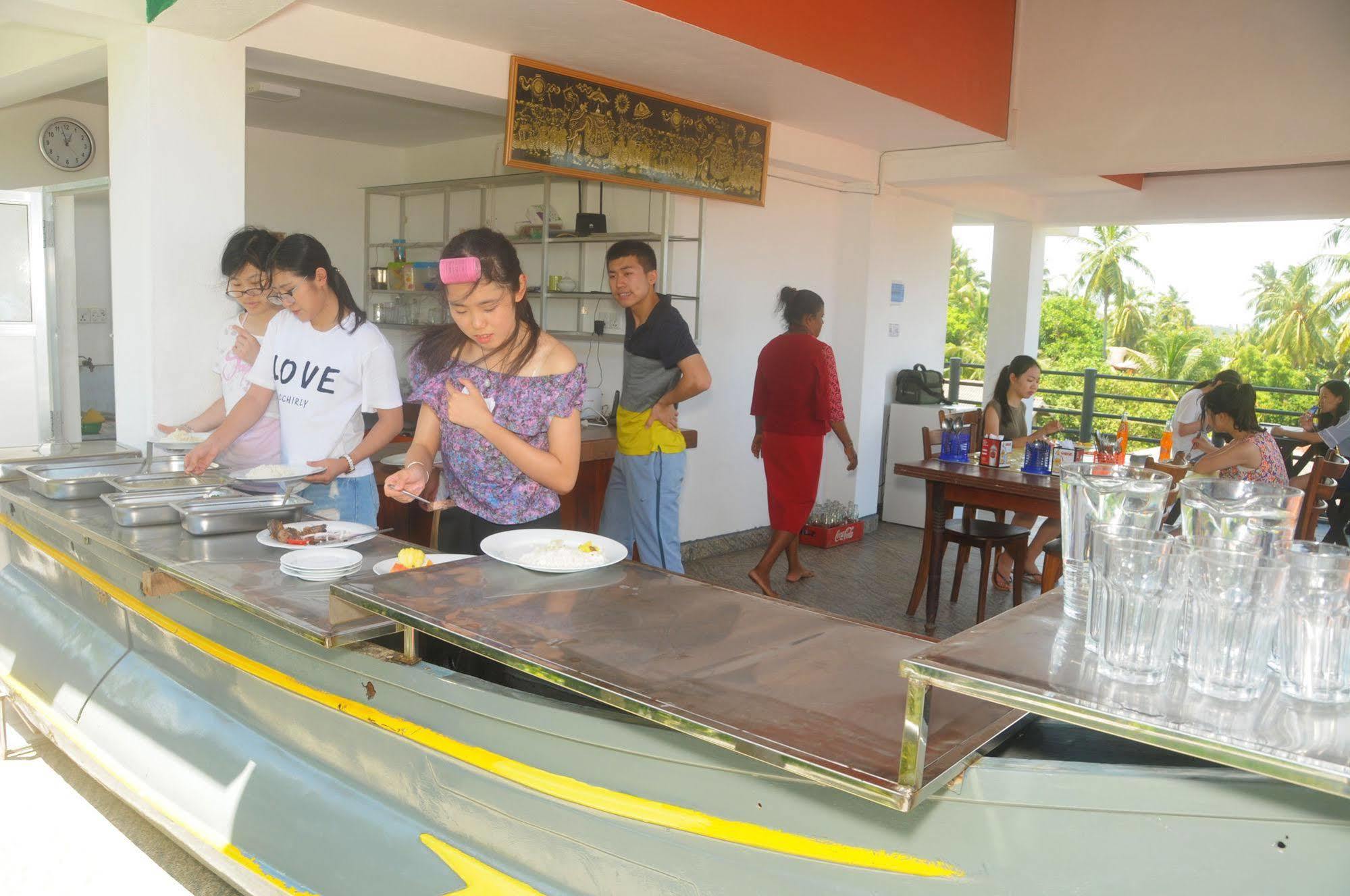 New Shangrela Beach Resort Ambalangoda  Eksteriør billede