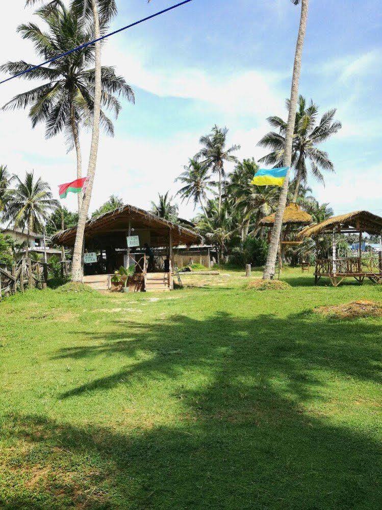 New Shangrela Beach Resort Ambalangoda  Eksteriør billede